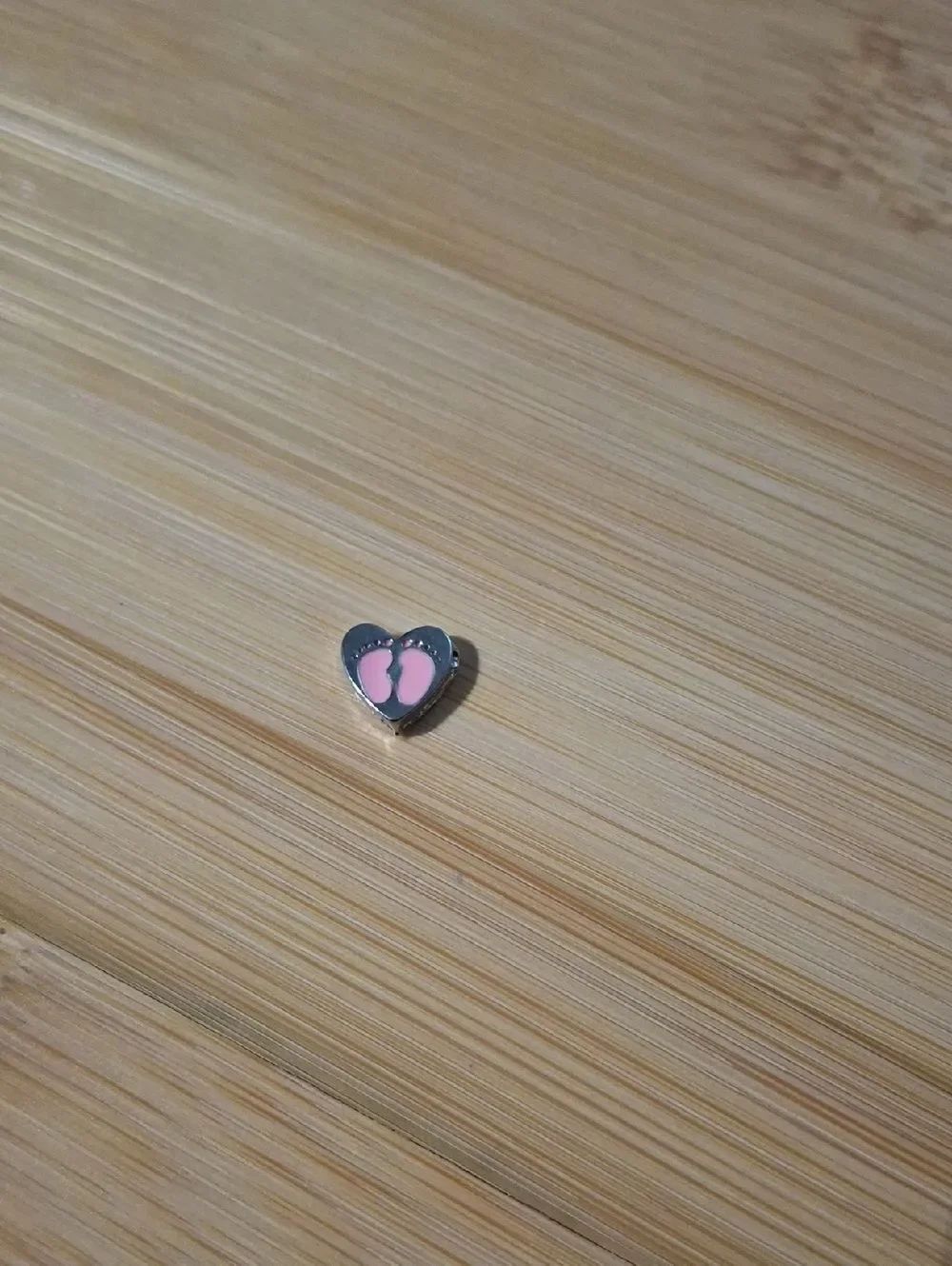 Heart-Shaped Pink Footprints "It's A Girl" Charm For Floating Lockets